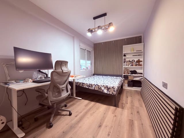 3 slaapkamer Appartement te koop in Alicante stad - € 210.000 (Ref: 10102760)
