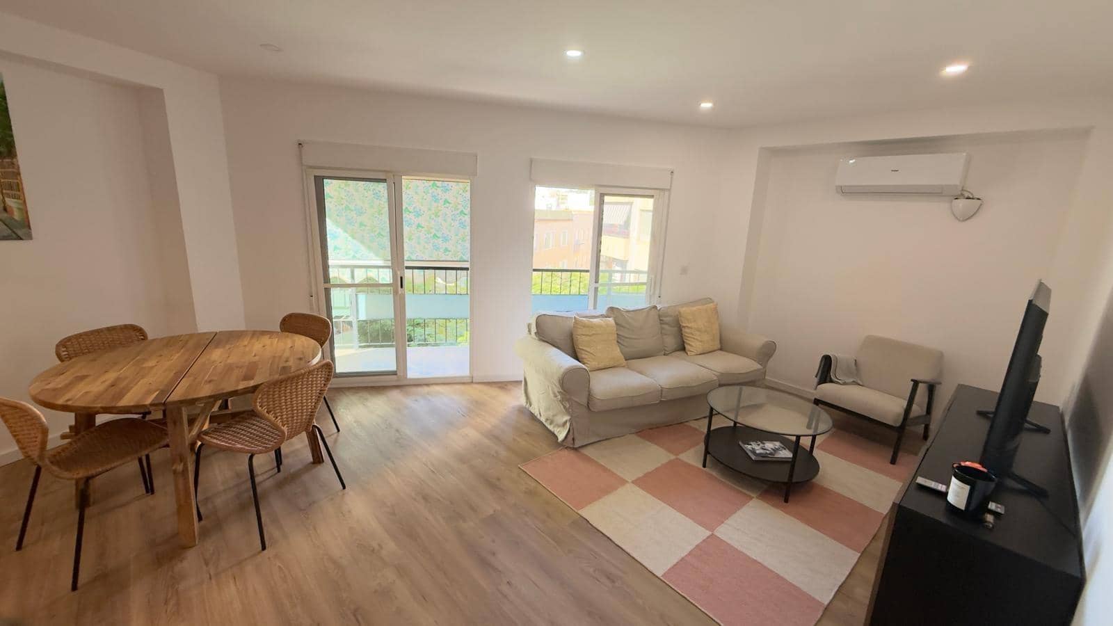3 slaapkamer Appartement te huur in Alicante stad - € 1.500 (Ref: 10109799)