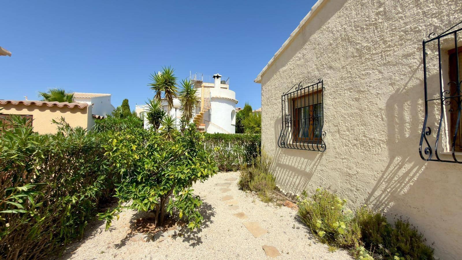 2 bedroom Villa for sale in Benitachell / Benitatxell with pool garage - € 300,000 (Ref: 10115758)
