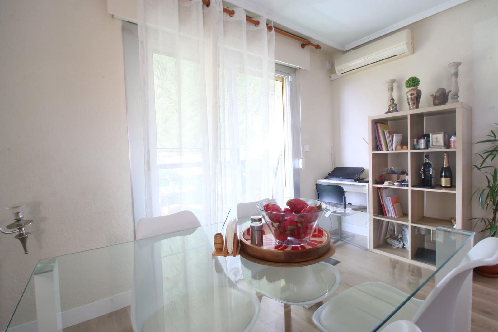 4 bedroom Flat for sale in Alicante / Alacant city - € 158,900 (Ref: 10131764)