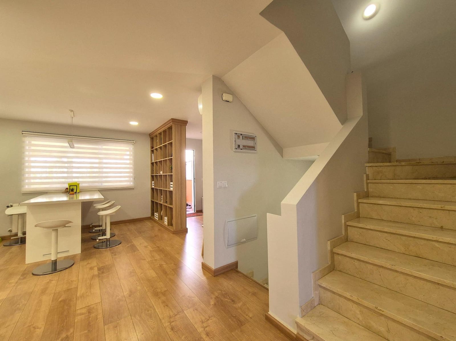5 soveværelse Rækkehus til salg i Playa de San Juan med swimmingpool garage - € 750.000 (Ref: 10136199)