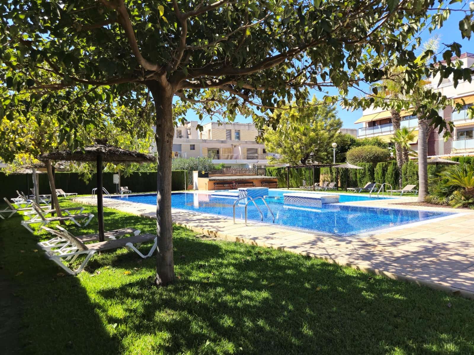 5 soveværelse Rækkehus til salg i Playa de San Juan med swimmingpool garage - € 750.000 (Ref: 10136199)