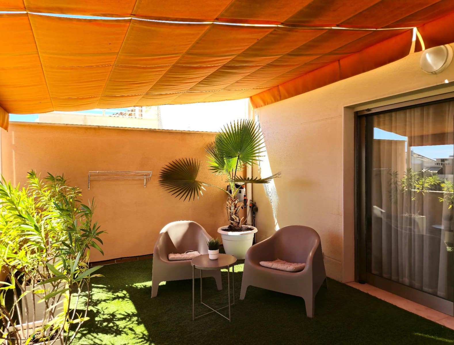 5 soveværelse Rækkehus til salg i Playa de San Juan med swimmingpool garage - € 750.000 (Ref: 10136199)