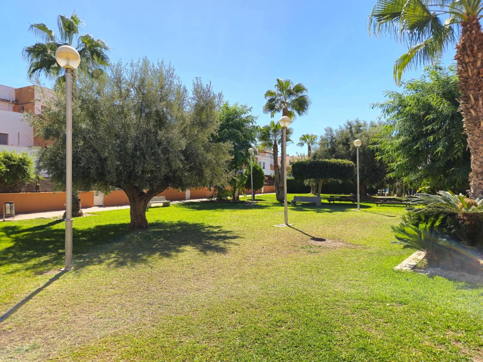 5 soveværelse Rækkehus til salg i Playa de San Juan med swimmingpool garage - € 750.000 (Ref: 10136199)
