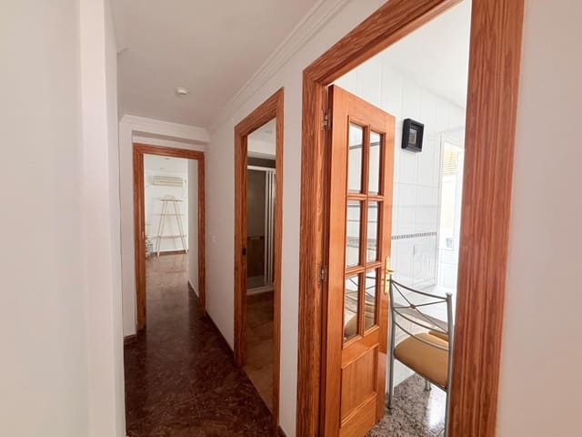 Appartement de 1 chambre à louer à Los Ángeles, Alicante ville - 1 000 € (Ref: 10139835)