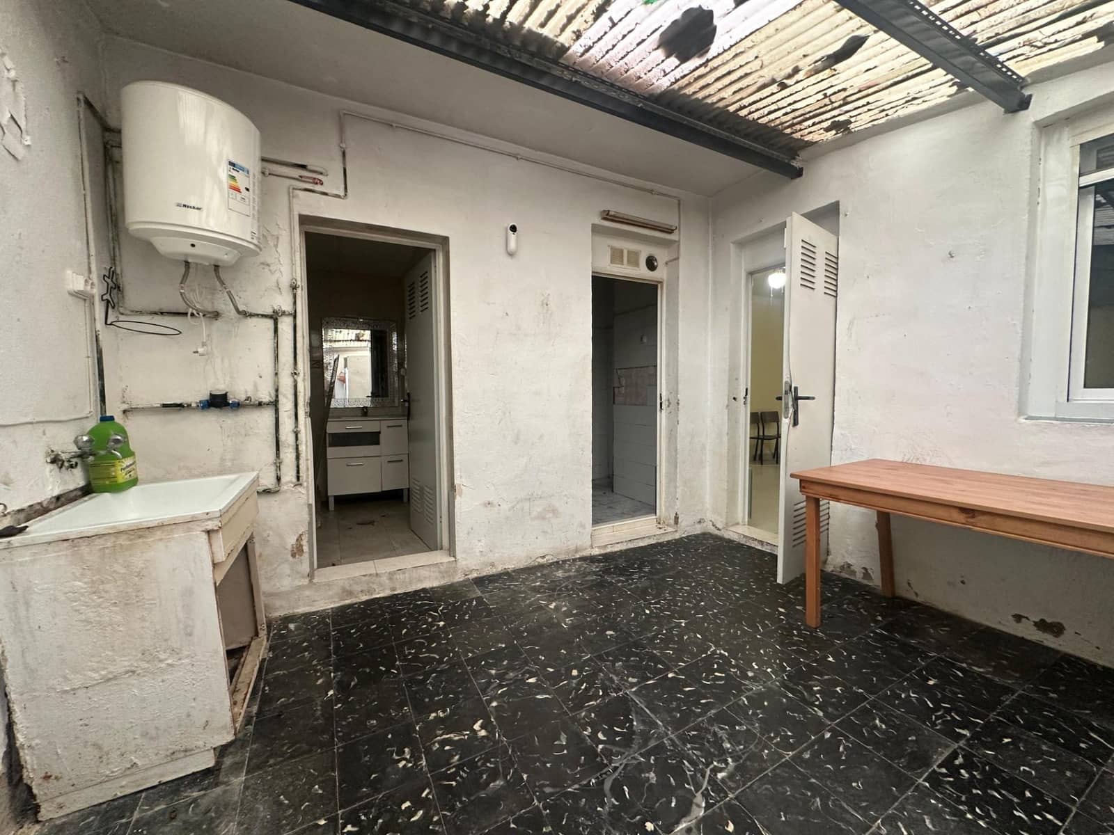 2 soverom Leilighet til salgs i Alicante by - € 90 000 (Ref: 10139837)