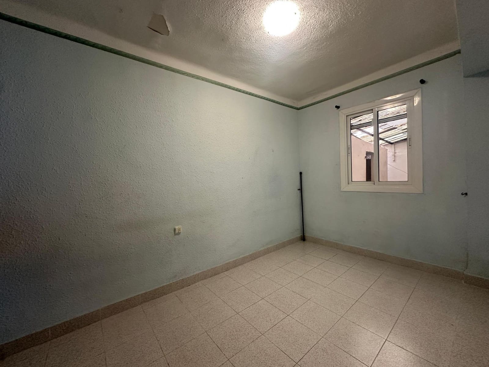 2 soverom Leilighet til salgs i Alicante by - € 90 000 (Ref: 10139837)