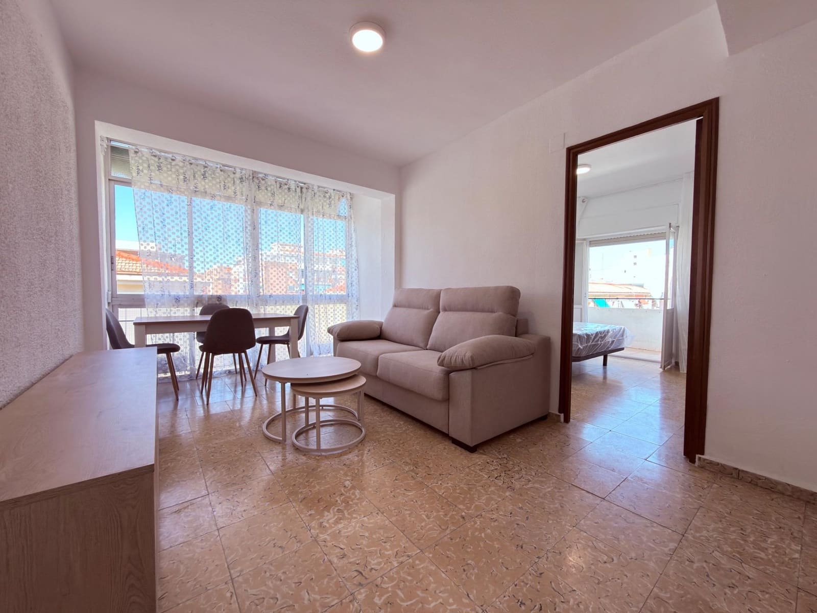 3 soveværelse Lejlighed til salg i Alicante by - € 139.000 (Ref: 10139839)
