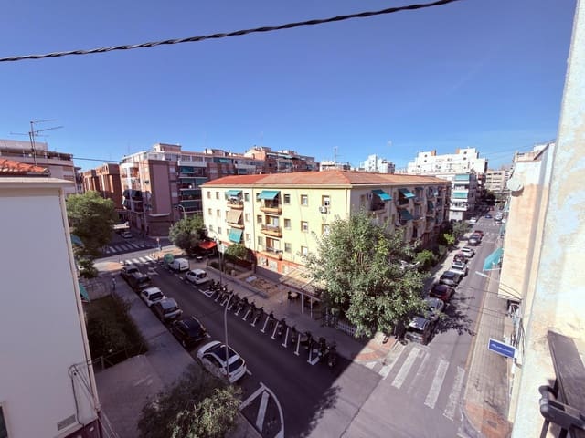 3 soveværelse Lejlighed til salg i Alicante by - € 139.000 (Ref: 10139839)