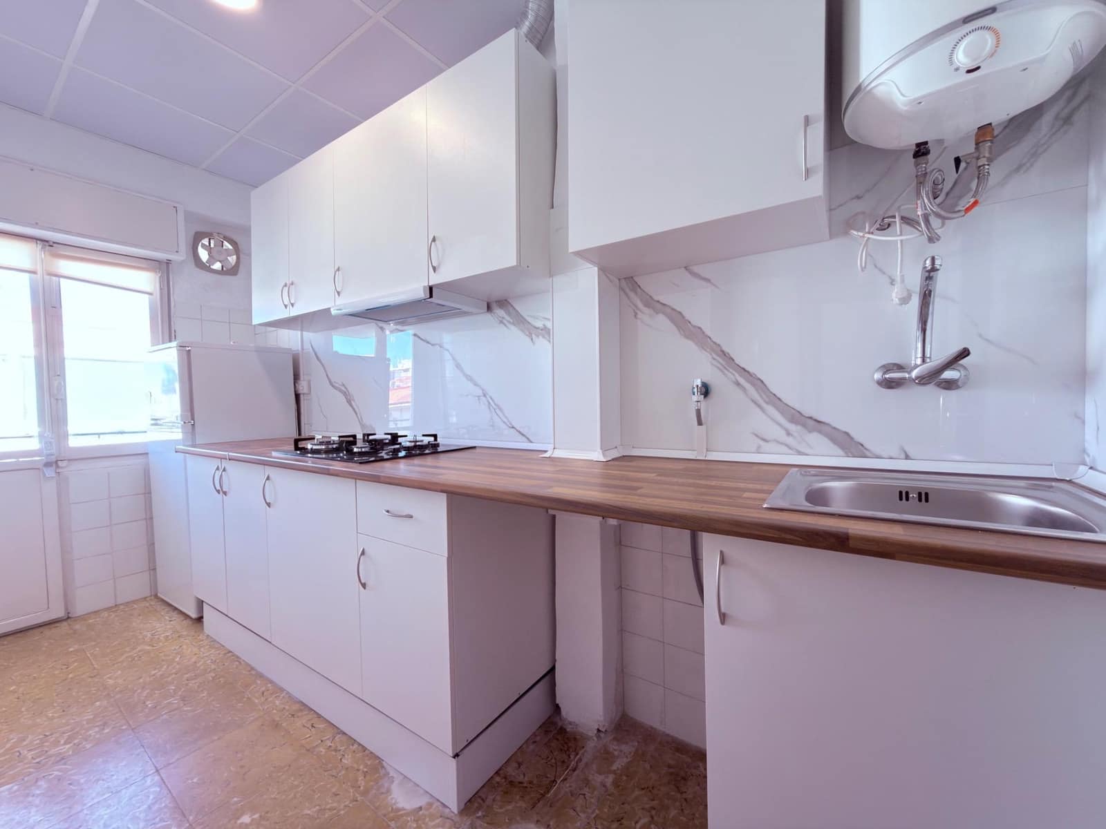 3 makuuhuone Asunto myytävänä paikassa Alicante kaupunki - 139 000 € (Ref: 10139839)