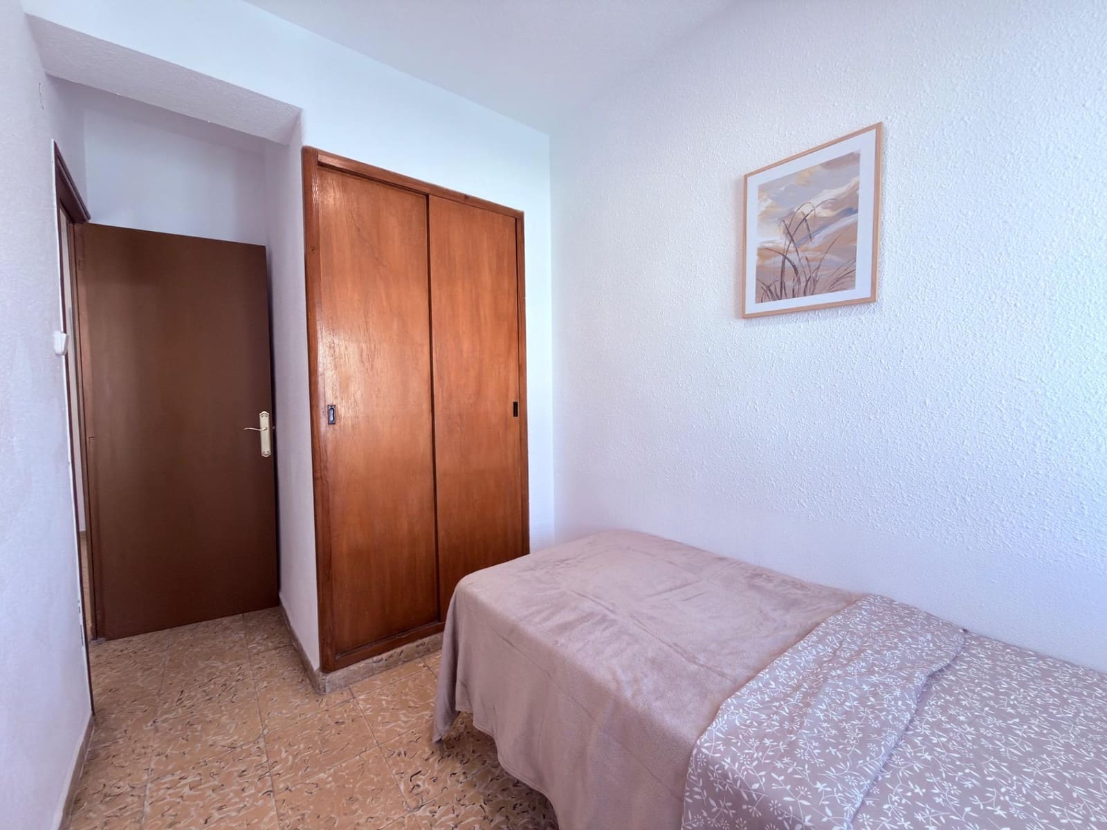 3 makuuhuone Asunto myytävänä paikassa Alicante kaupunki - 139 000 € (Ref: 10139839)