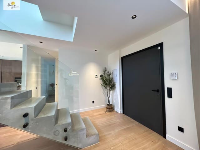 4 sypialnia Willa na sprzedaż w Algemesí z basenem - 975 000 € (Ref: 10142481)