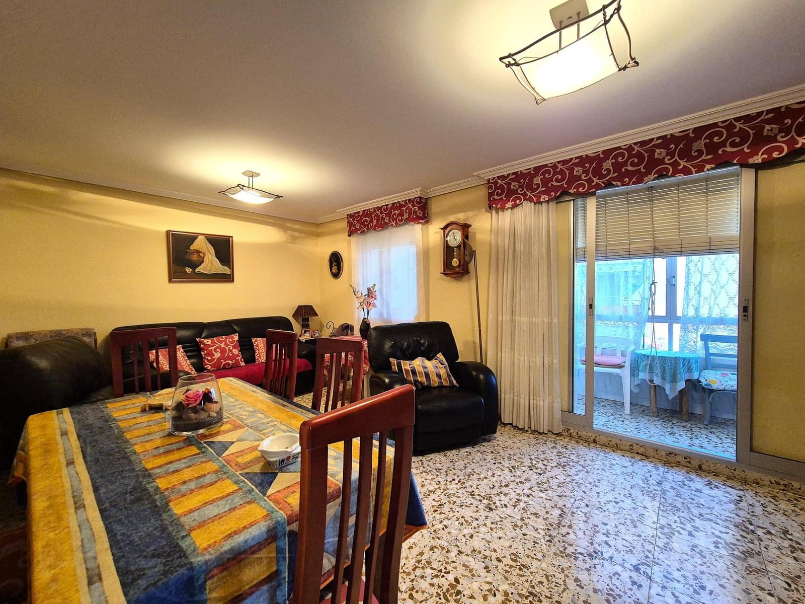2 soveværelse Lejlighed til salg i Alicante by - € 119.000 (Ref: 10147257)