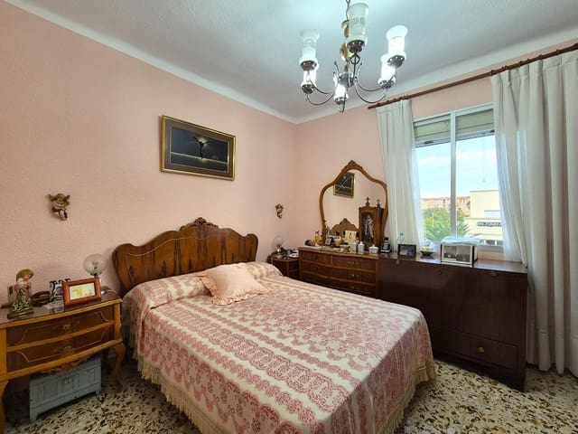 2 soveværelse Lejlighed til salg i Alicante by - € 119.000 (Ref: 10147257)