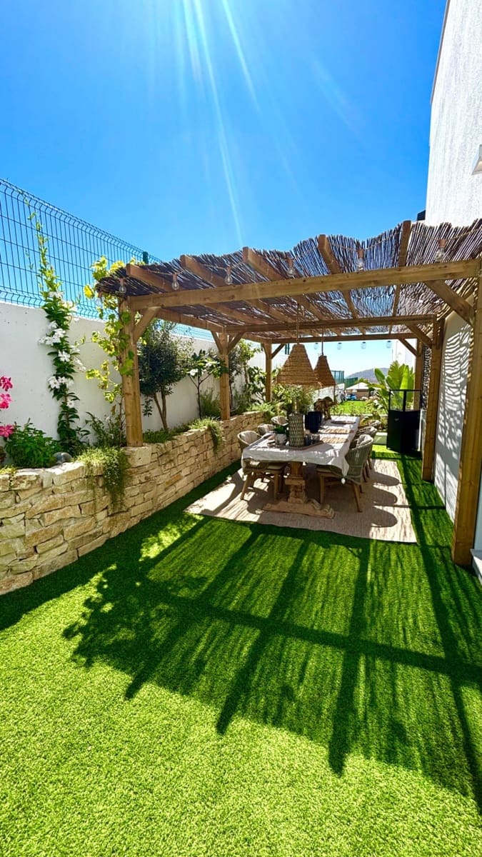 3 slaapkamer Villa te koop in Finestrat met zwembad garage - € 849.000 (Ref: 10168568)