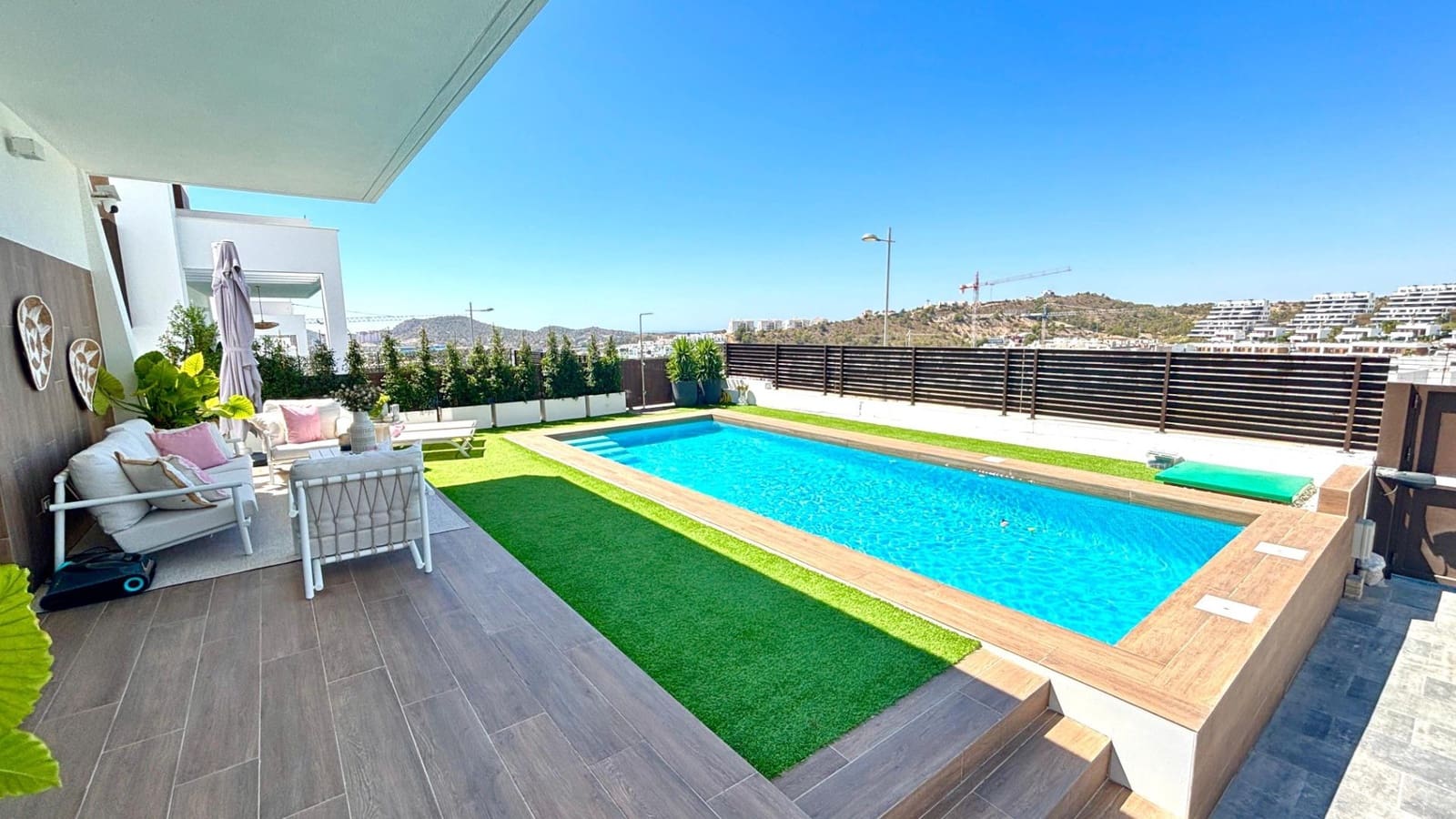 3 slaapkamer Villa te koop in Finestrat met zwembad garage - € 849.000 (Ref: 10168568)