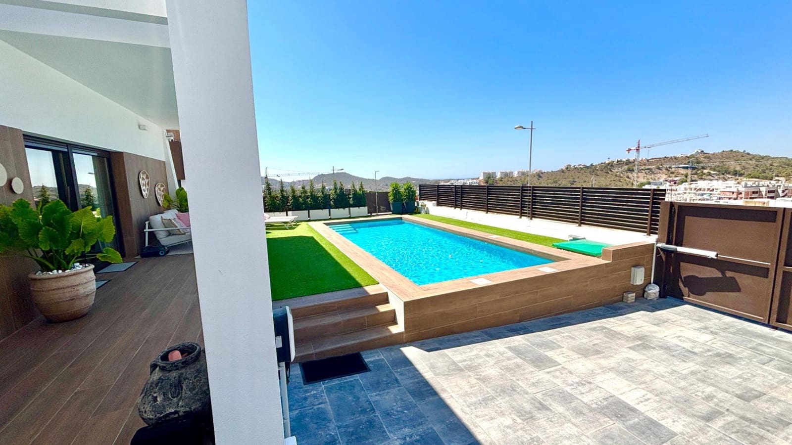 3 slaapkamer Villa te koop in Finestrat met zwembad garage - € 849.000 (Ref: 10168568)
