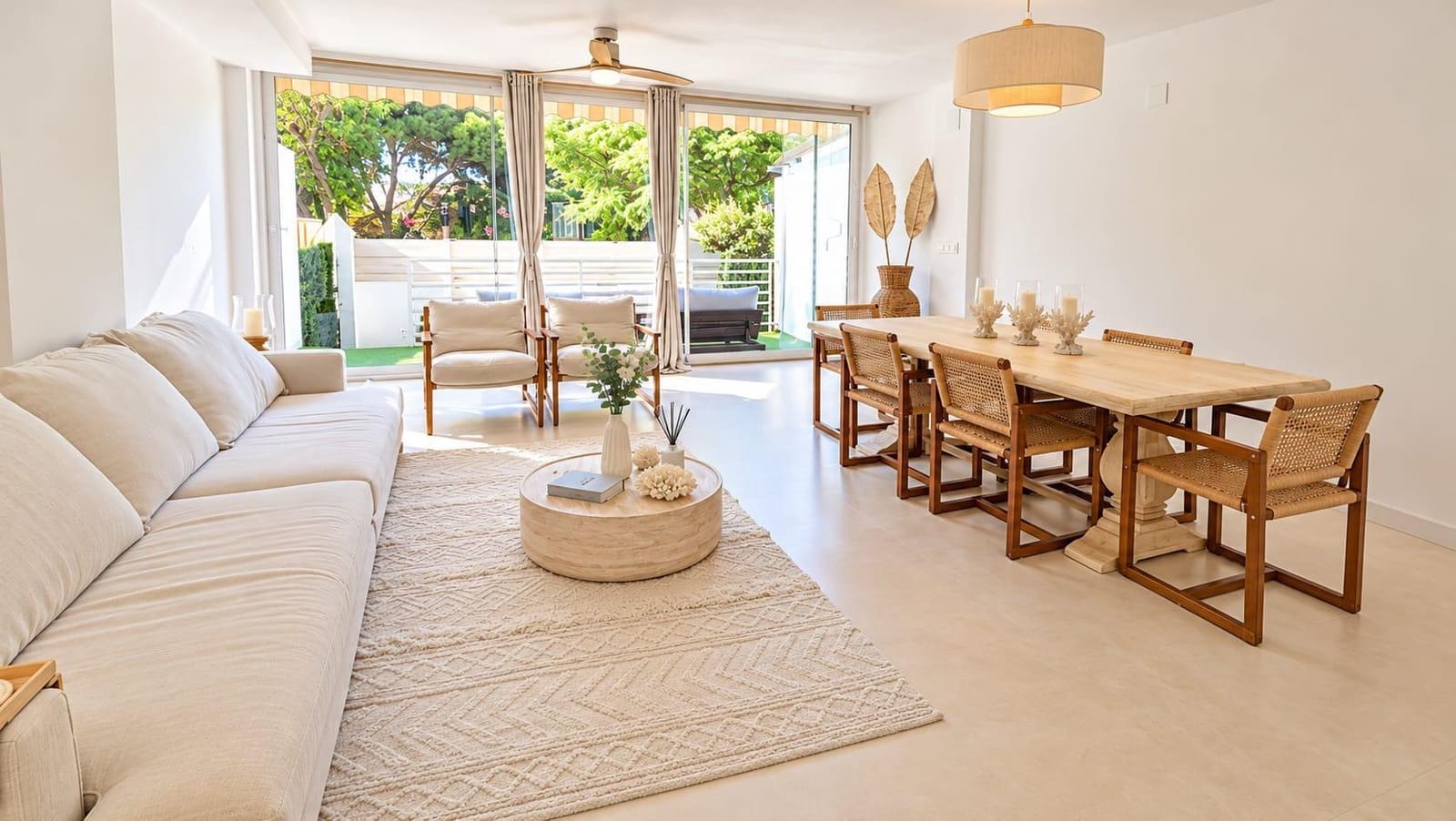Adosado de 4 habitaciones en Alicante / Alacant ciudad en venta con piscina garaje - 650.000 € (Ref: 10180740)