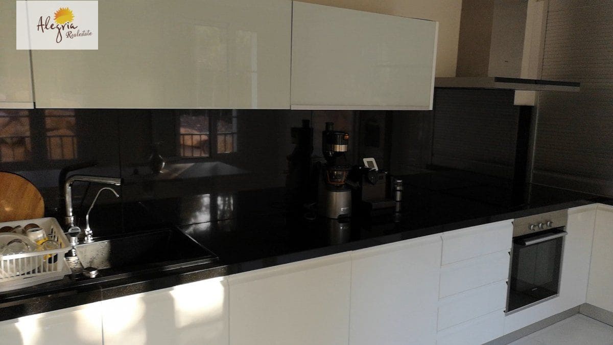 4 bedroom Villa for sale in Finestrat with pool garage - € 820,000 (Ref: 6182657)