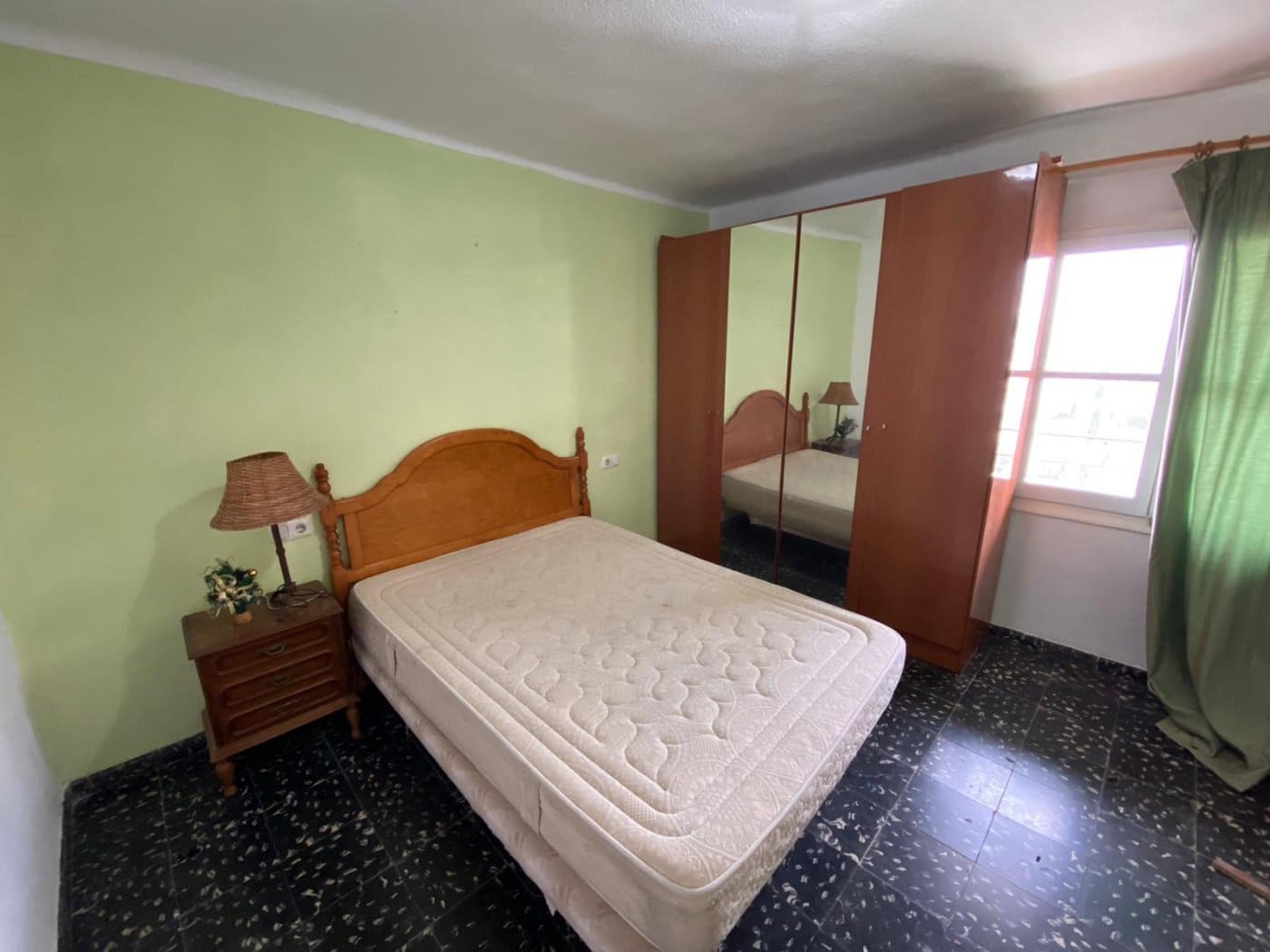 2 soveværelse Lejlighed til leje i Alicante by - € 750 (Ref: 6573624)