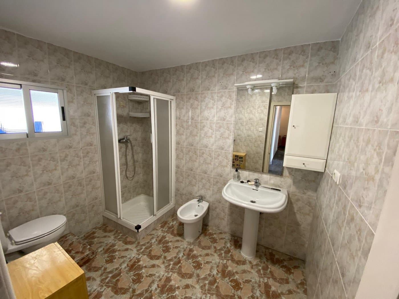 2 soveværelse Lejlighed til leje i Alicante by - € 750 (Ref: 6573624)