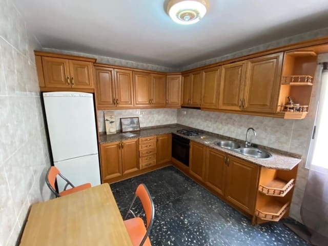 2 soveværelse Lejlighed til leje i Los Ángeles, Alicante by - € 750 (Ref: 6573624)