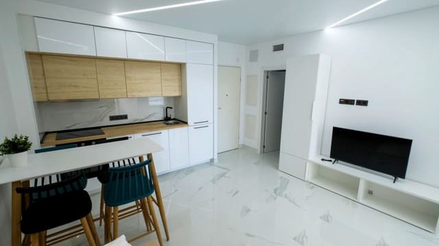 2 quarto Apartamento para arrendar em Rincón de Loix, Benidorm com piscina garagem - 1 400 € (Ref: 6573625)