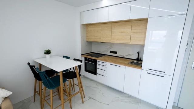 2 quarto Apartamento para arrendar em Rincón de Loix, Benidorm com piscina garagem - 1 400 € (Ref: 6573625)