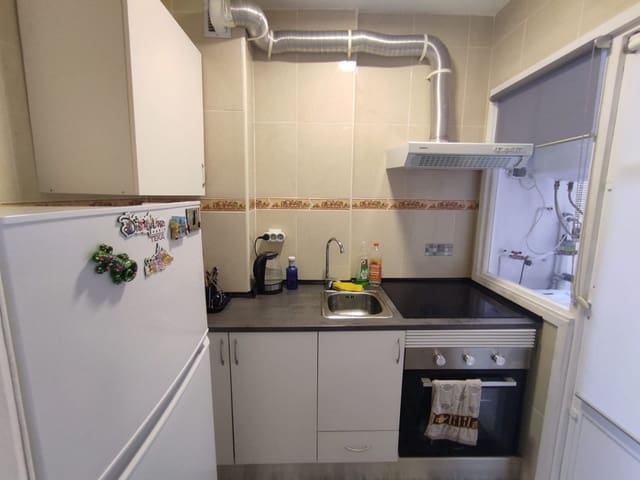 2 soveværelse Lejlighed til leje i Benalúa, Alicante by - € 1.200 (Ref: 7160393)