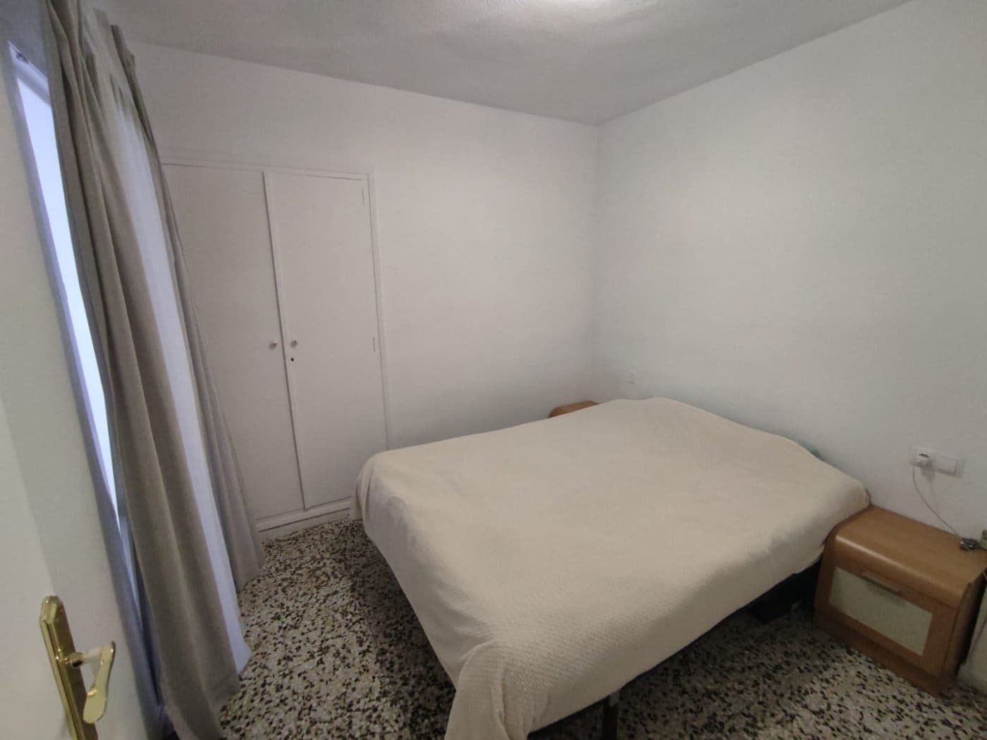 2 soverom Leilighet til leie i Alicante by - € 1 200 (Ref: 7160393)