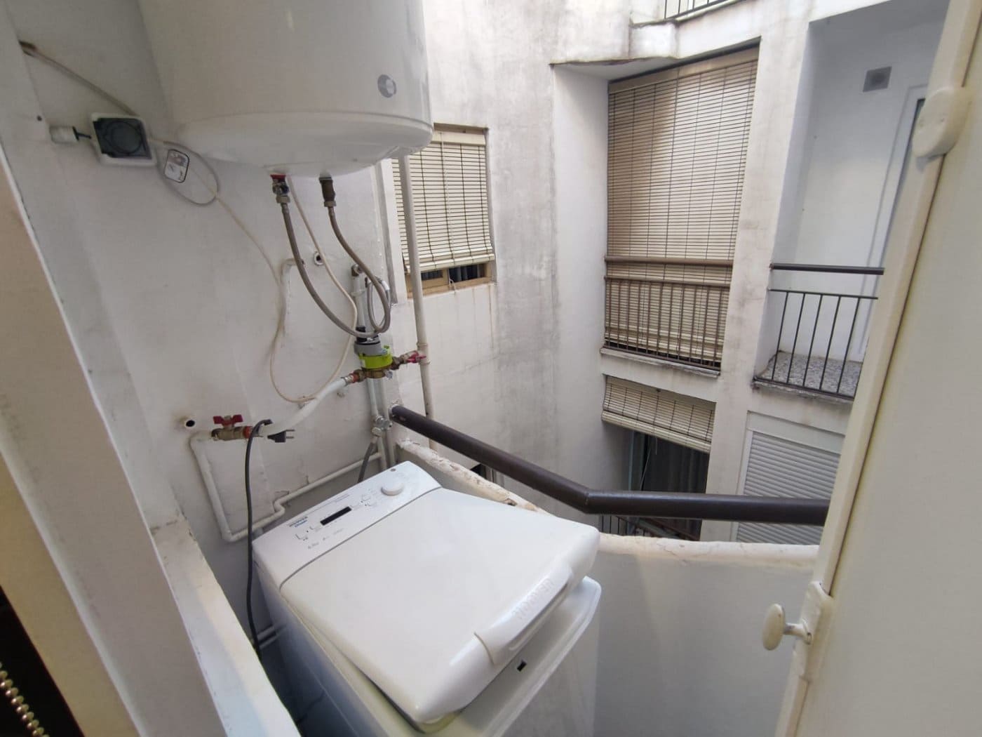 2 soverom Leilighet til leie i Alicante by - € 1 200 (Ref: 7160393)