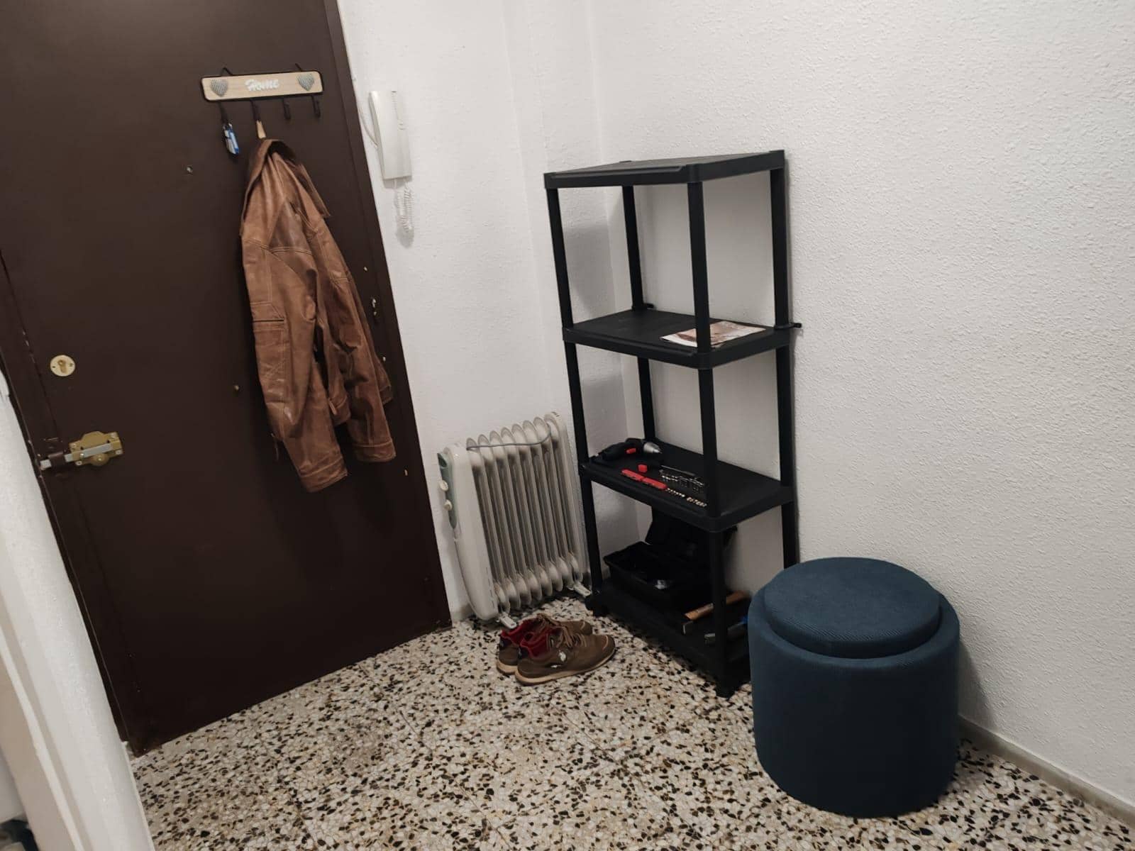 2 soverom Leilighet til leie i Alicante by - € 1 200 (Ref: 7160393)