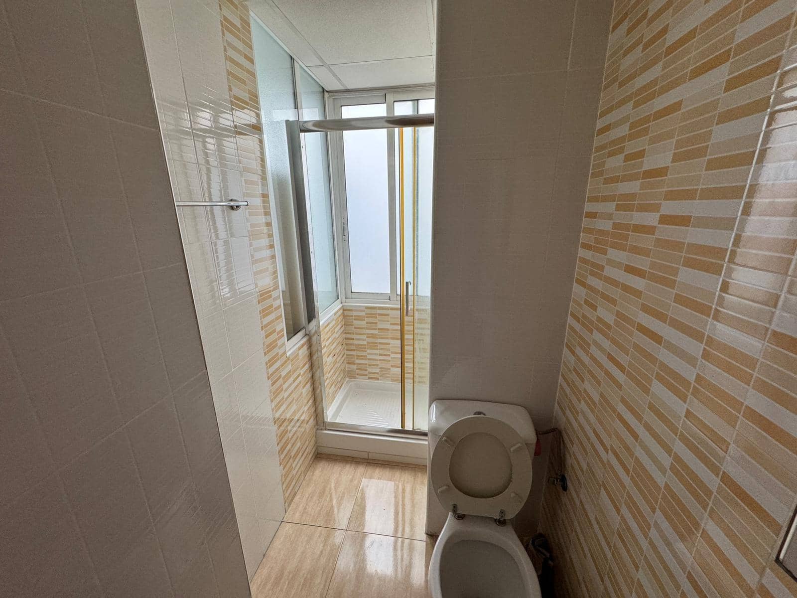 3 sypialnia Mieszkanie do wynajęcia w Miasto Alicante / Alacant - 980 € (Ref: 7211535)