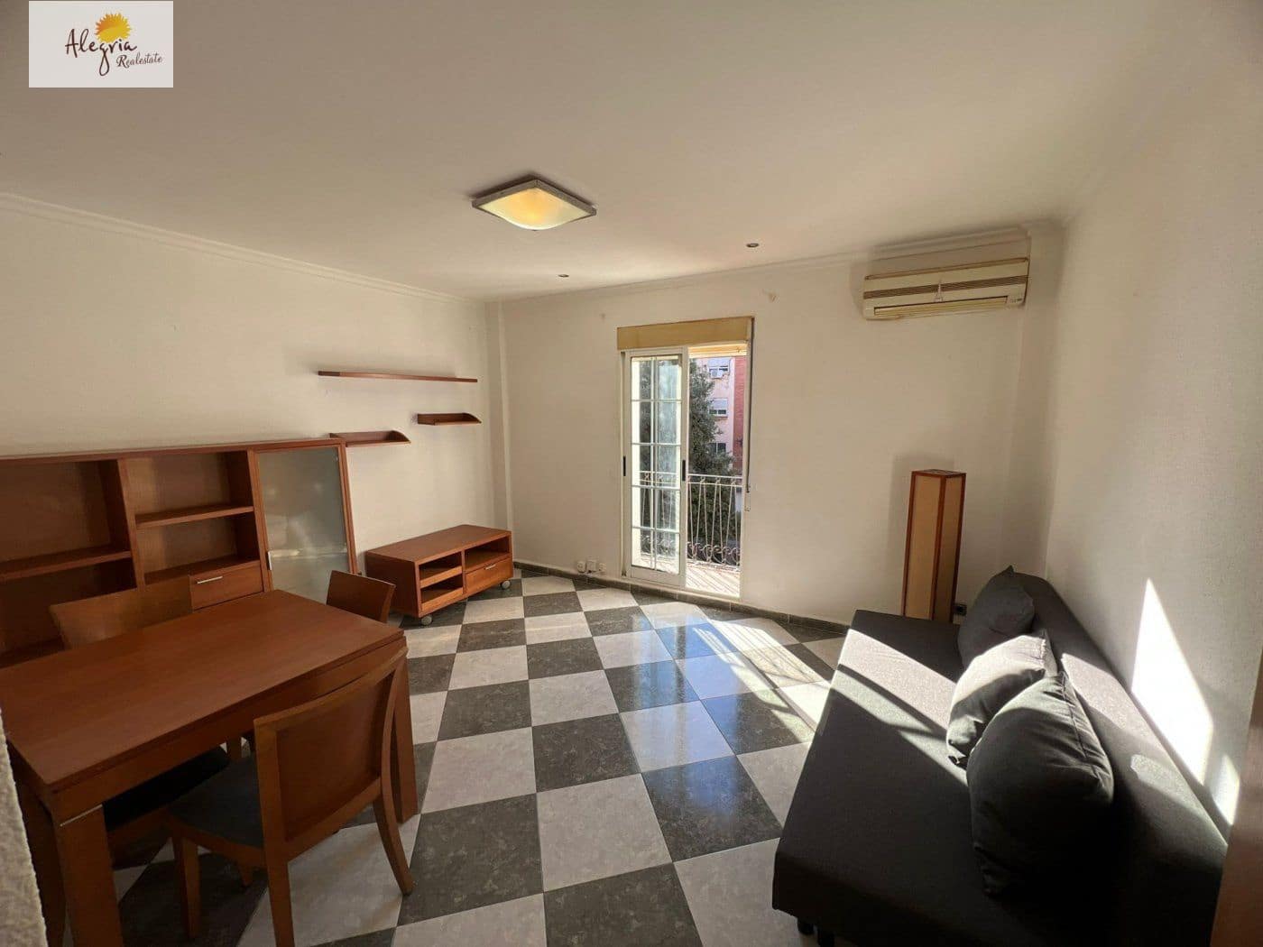 3 Zimmer Wohnung zu vermieten in Valencia Stadt - 1.150 € (Ref: 7231999)