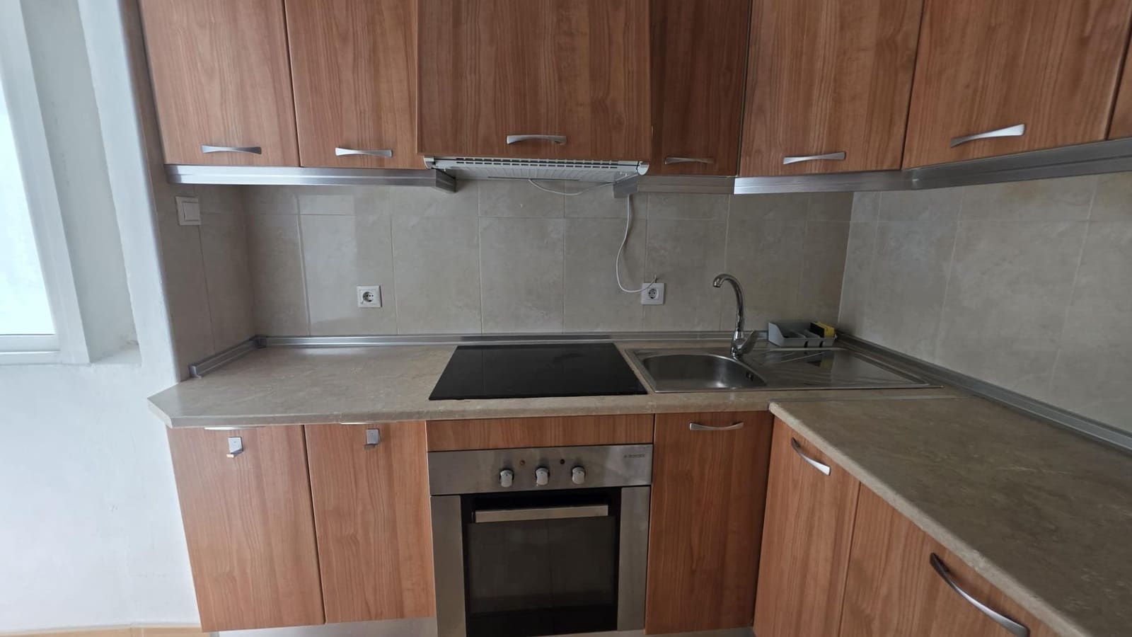 2 soveværelse Lejlighed til leje i Alicante by - € 1.000 (Ref: 7347114)