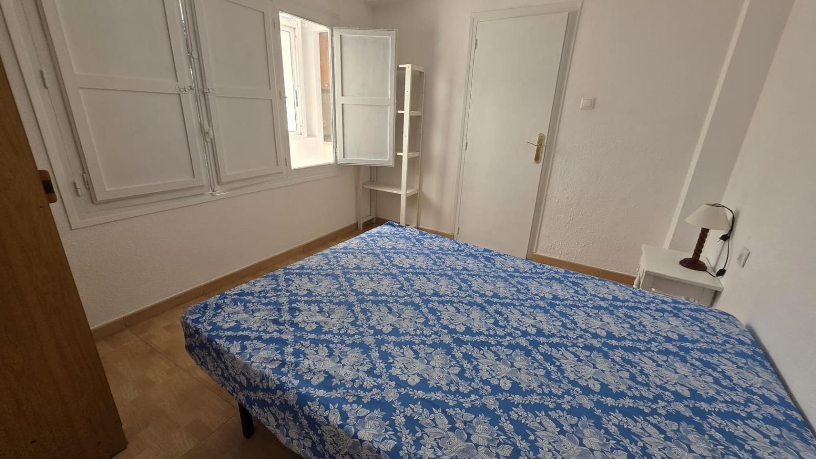 2 soveværelse Lejlighed til leje i Alicante by - € 1.000 (Ref: 7347114)