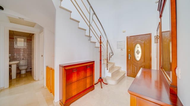 4 sovrum Villa till salu i Finestrat med pool garage - 950 000 € (Ref: 7408525)