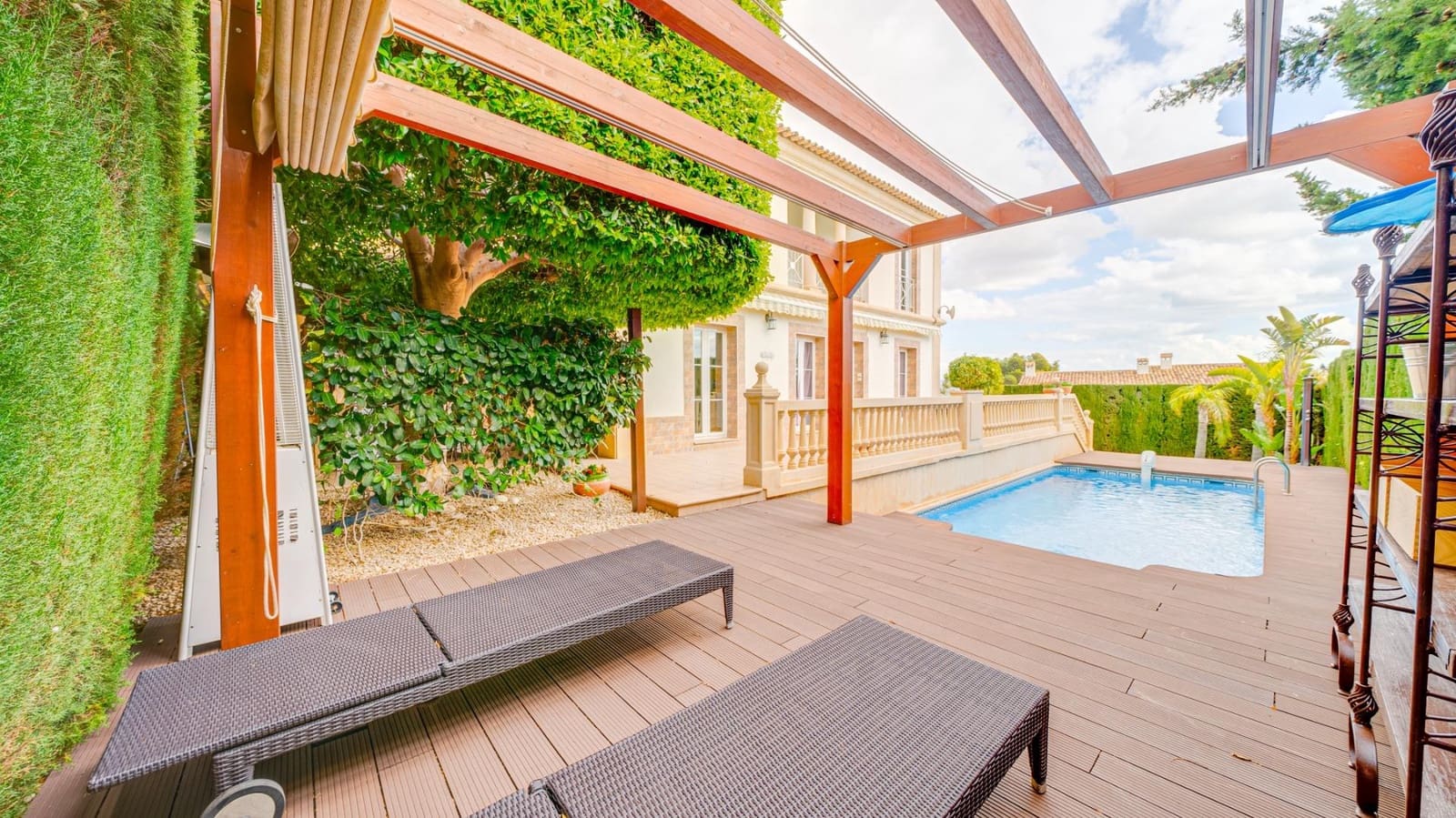 4 sovrum Villa till salu i Finestrat med pool garage - 950 000 € (Ref: 7408525)