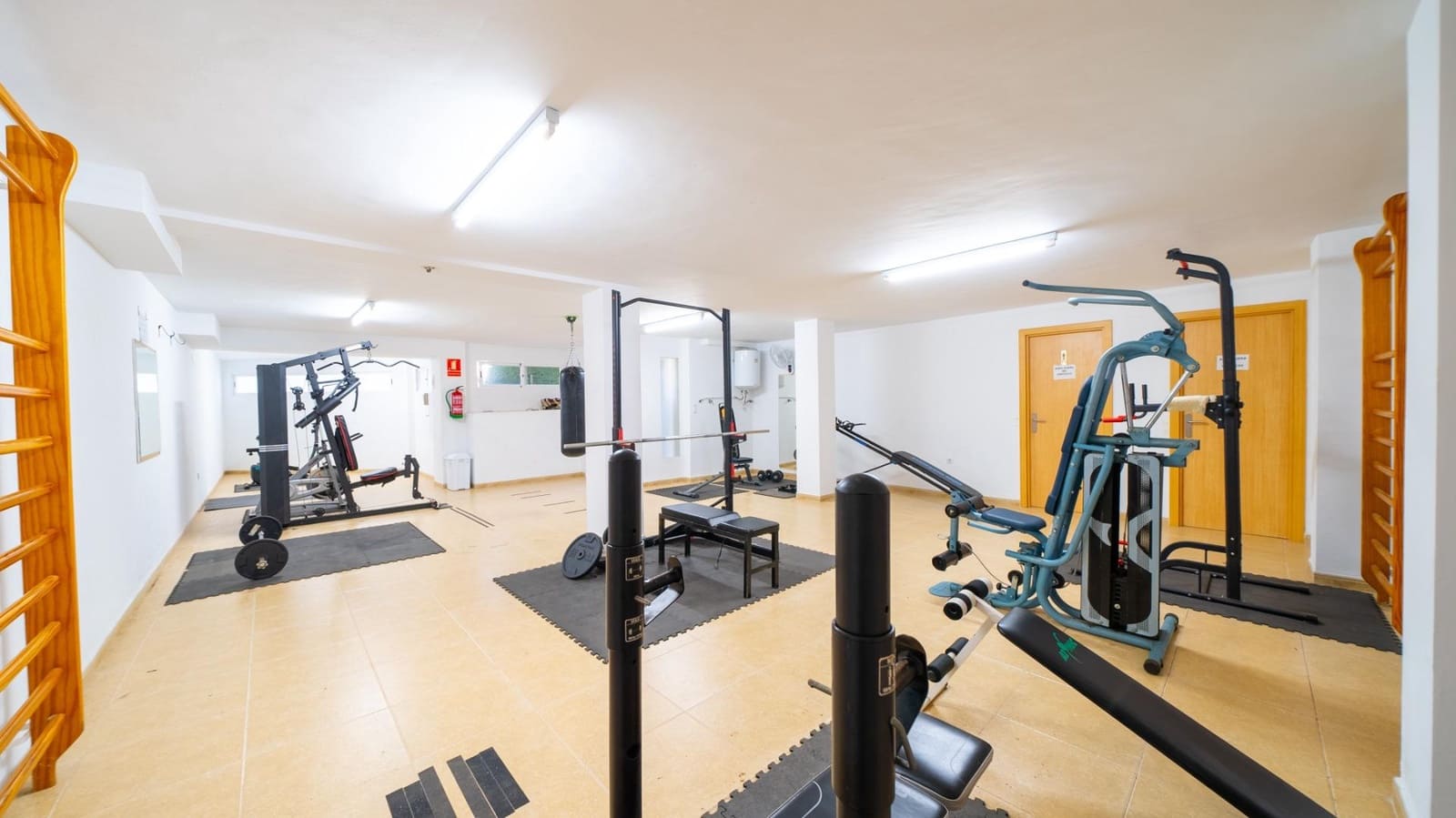 2 soverom Leilighet til leie i El Campello med svømmebasseng - € 1 000 (Ref: 7447272)