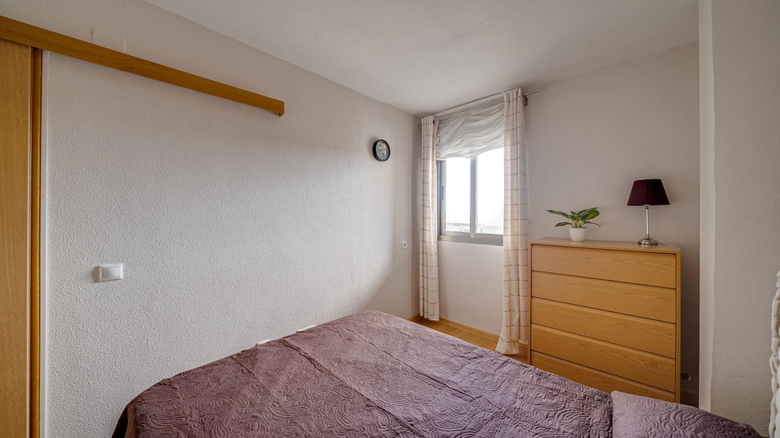 1 slaapkamer Flat te huur in La Villajoyosa / Vila Joiosa met zwembad garage - € 950 (Ref: 7516438)