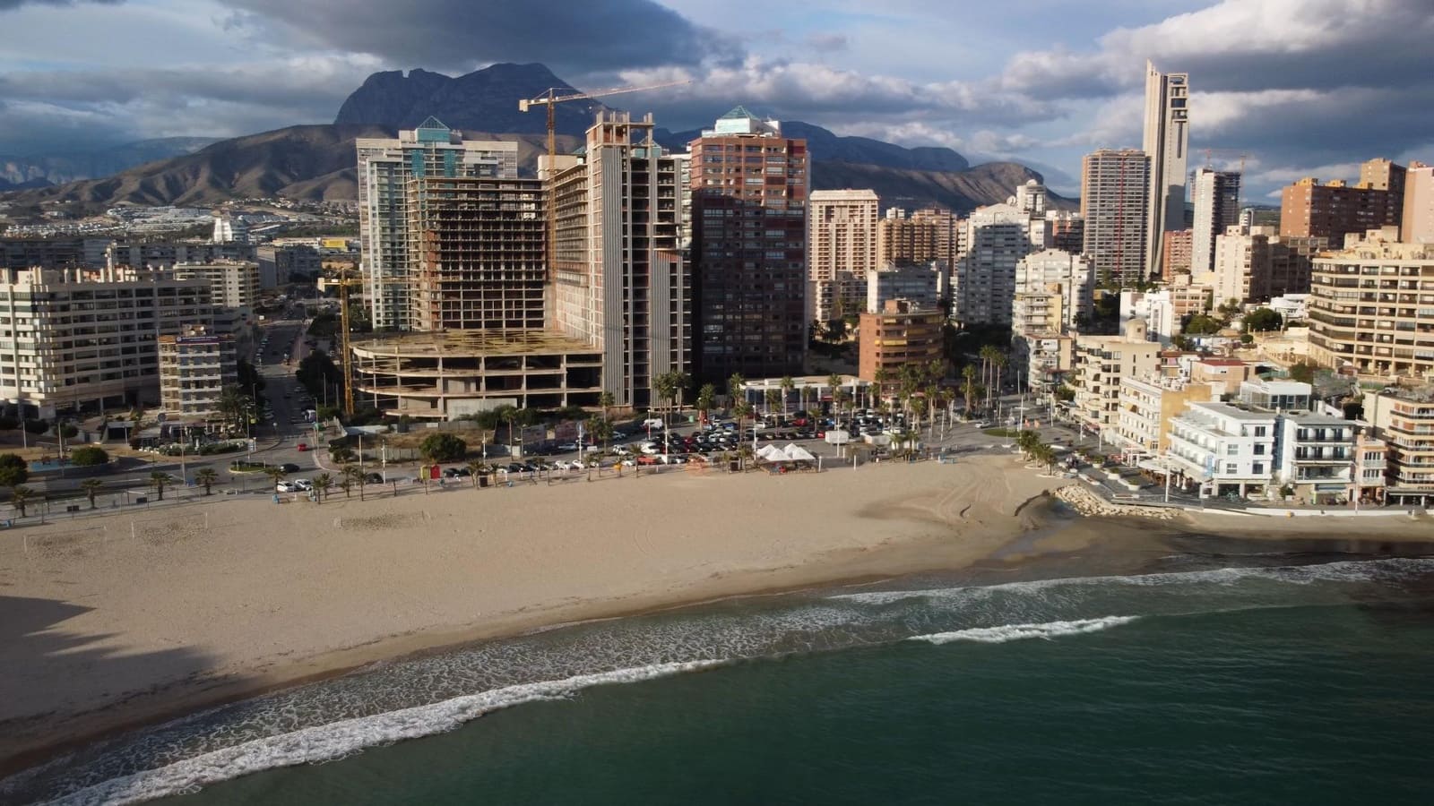 1 slaapkamer Flat te huur in La Villajoyosa / Vila Joiosa met zwembad garage - € 950 (Ref: 7516438)