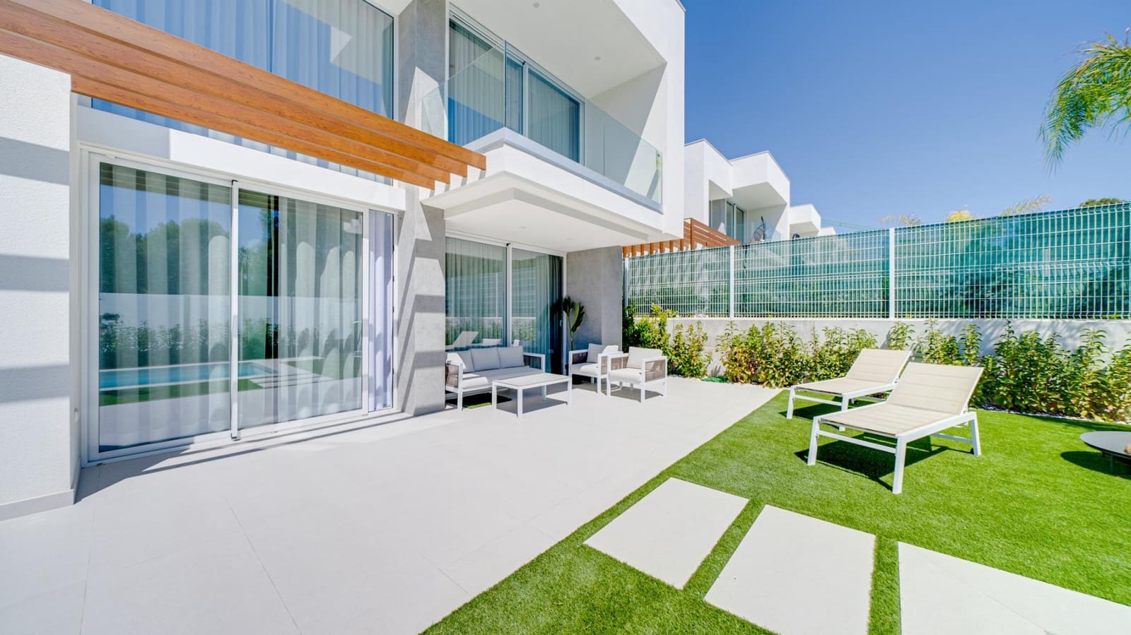 3 soveværelse Villa til leje i Finestrat med swimmingpool garage - € 3.300 (Ref: 7528089)