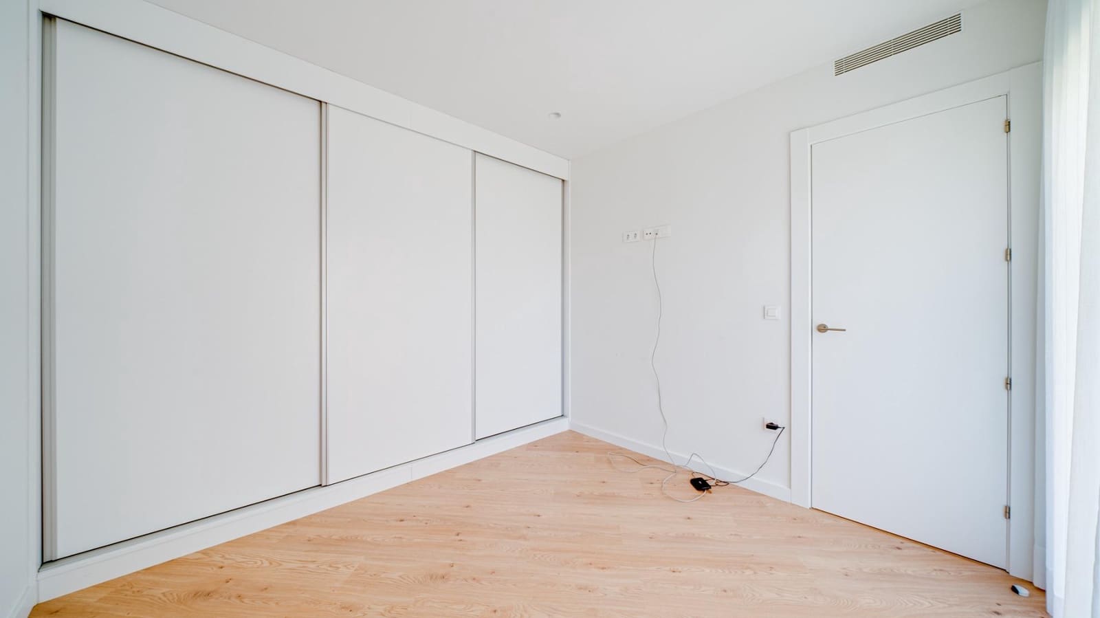 3 soveværelse Villa til leje i Finestrat med swimmingpool garage - € 3.300 (Ref: 7528089)