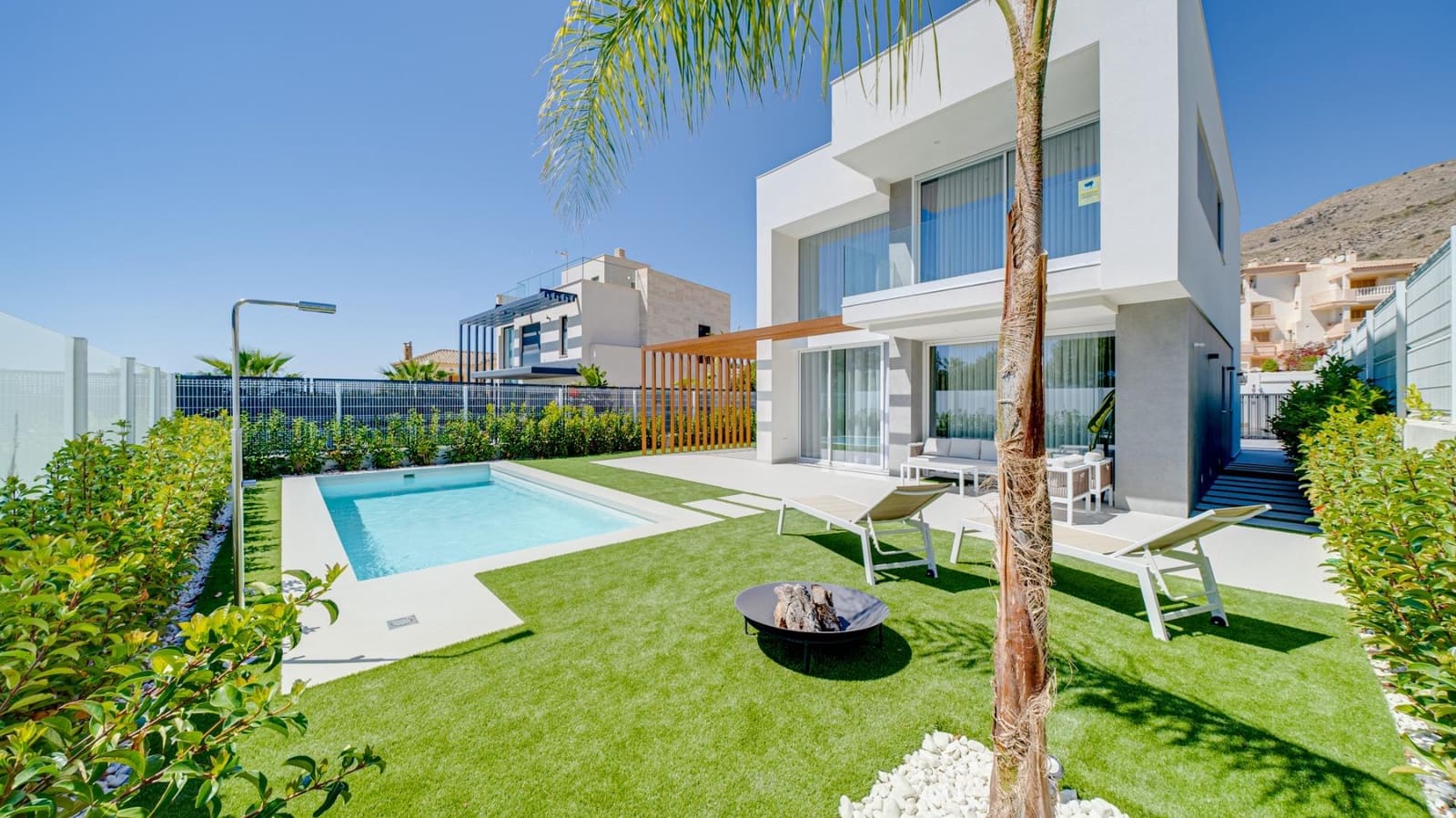 3 soveværelse Villa til leje i Finestrat med swimmingpool garage - € 3.300 (Ref: 7528089)