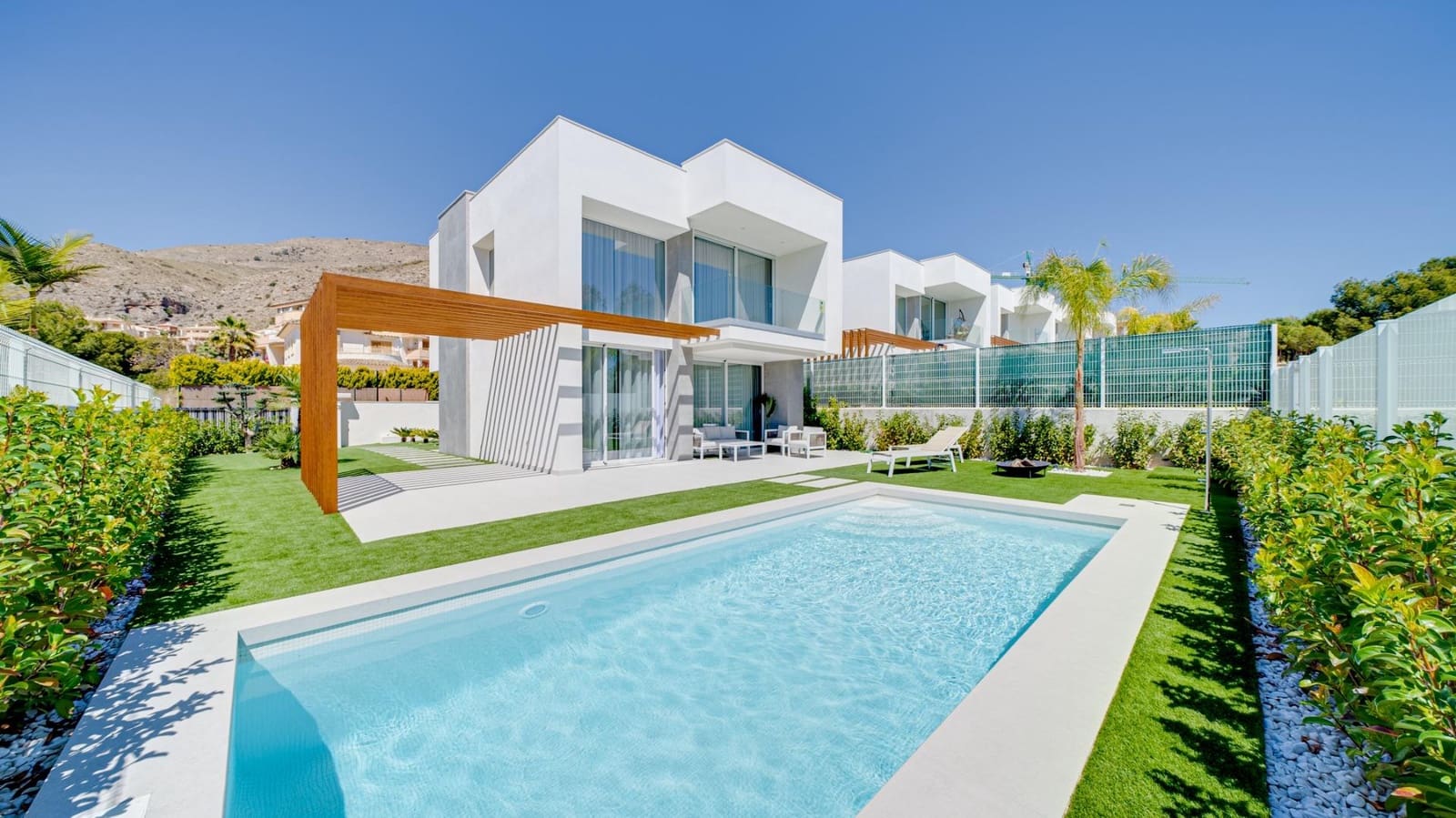 3 soveværelse Villa til leje i Finestrat med swimmingpool garage - € 3.300 (Ref: 7528089)