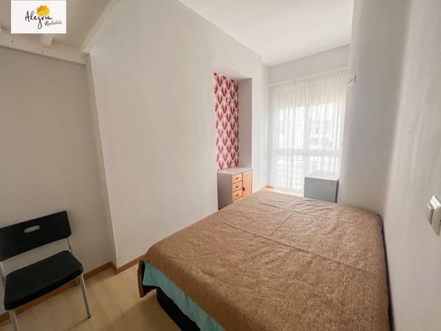3 soveværelse Lejlighed til leje i El Botanic, Valencia by - € 1.300 (Ref: 7575861)