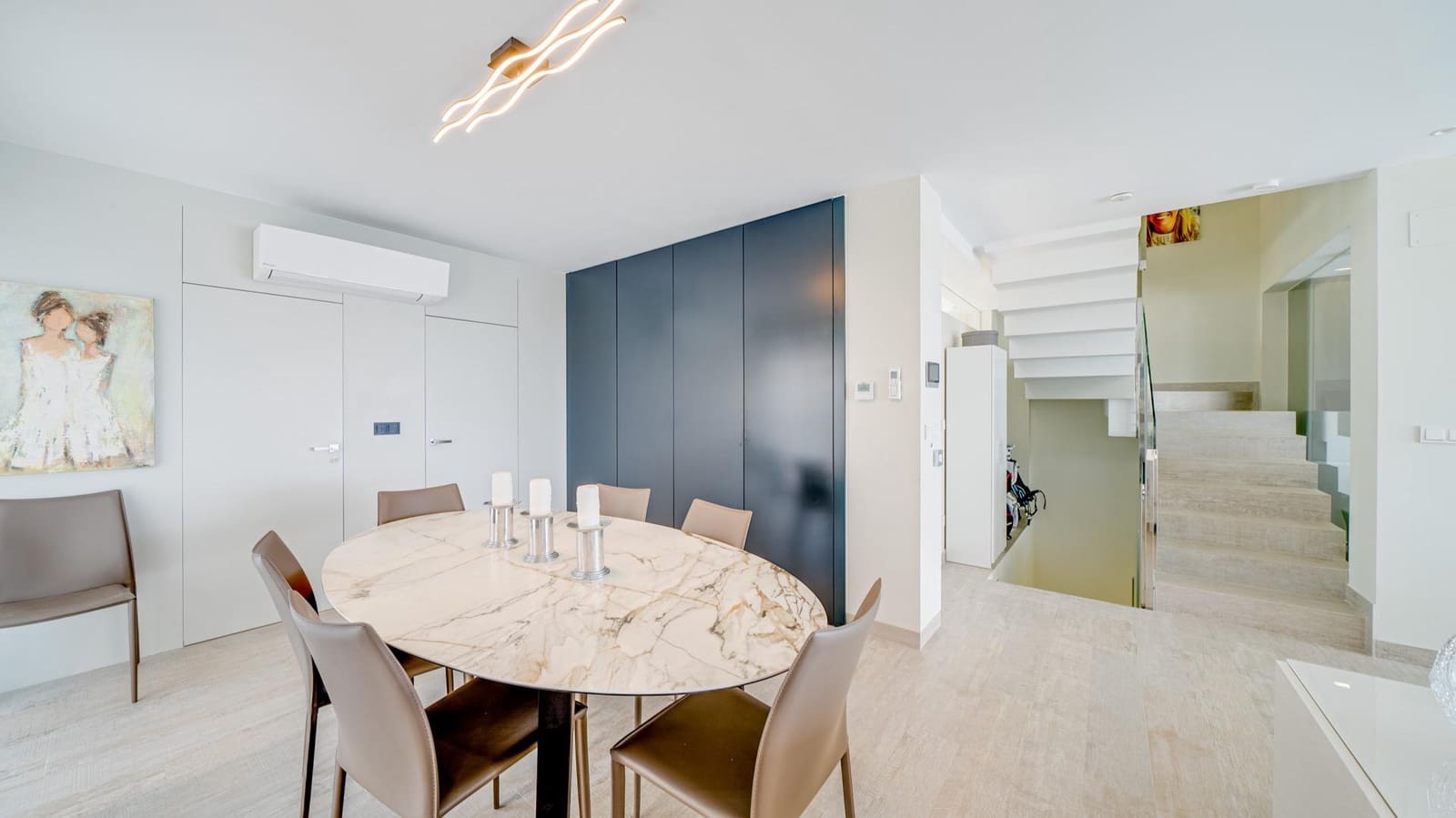 5 makuuhuone Huvila myytävänä paikassa Finestrat mukana uima-altaan 
autotalli - 895 000 € (Ref: 7672234)