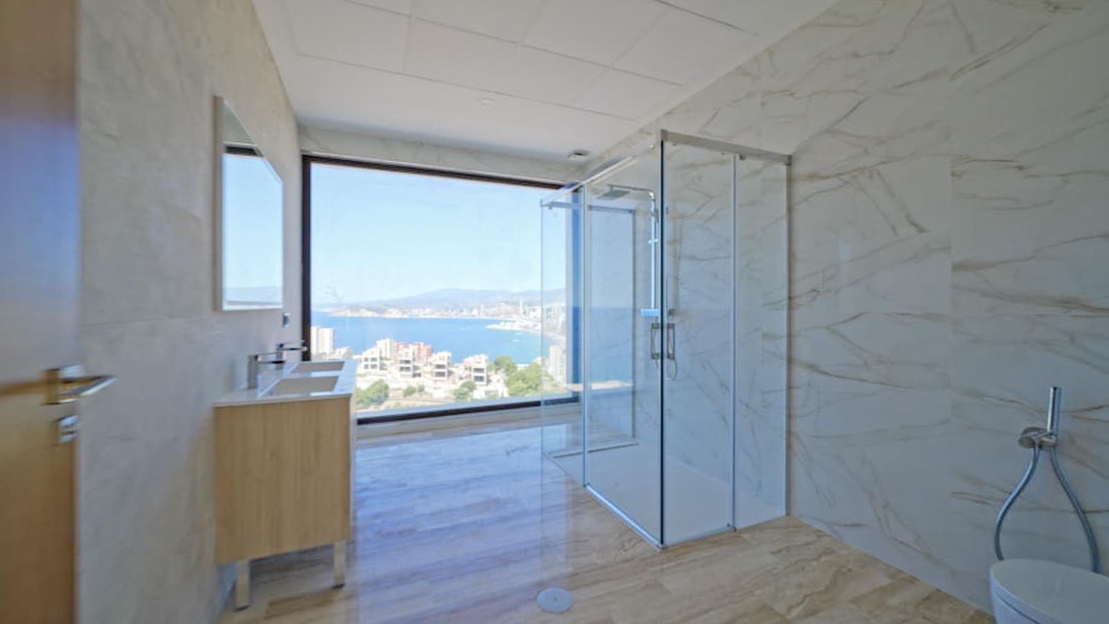 4 soverom Villa til salgs i Benidorm med svømmebasseng garasje - € 3 100 000 (Ref: 7682541)