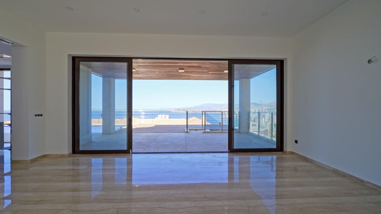 4 soverom Villa til salgs i Benidorm med svømmebasseng garasje - € 3 100 000 (Ref: 7682541)