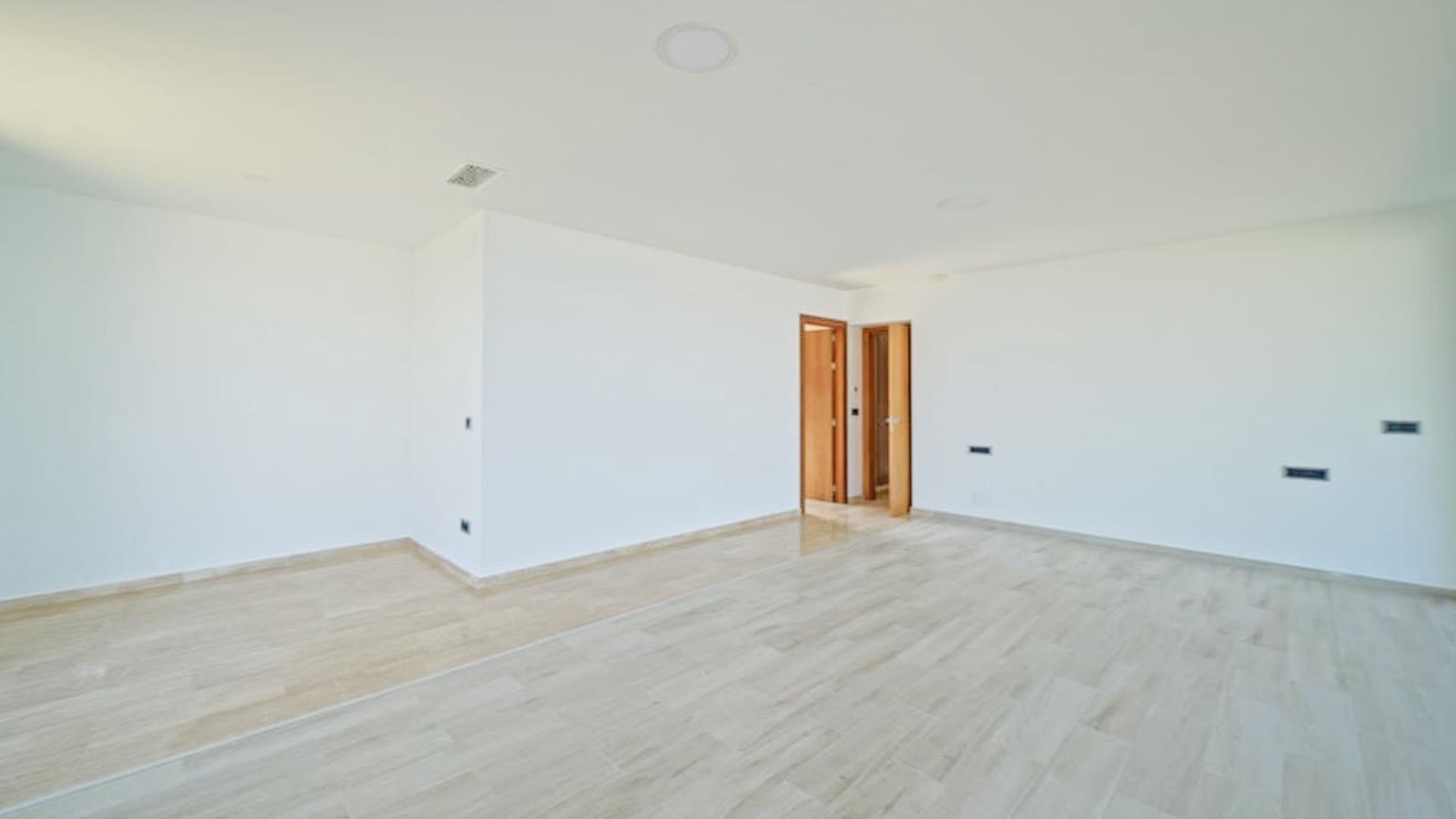 4 soverom Villa til salgs i Benidorm med svømmebasseng garasje - € 3 100 000 (Ref: 7682541)